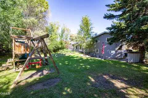 1503 Sunset Dr, Mandan, ND 58554 photo 33