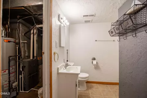 1503 Sunset Dr, Mandan, ND 58554 photo 27