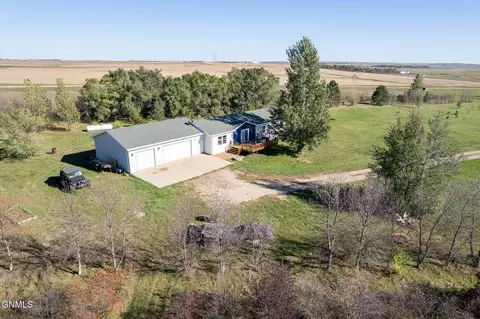 4525 County Rd 82, Mandan, ND 58554