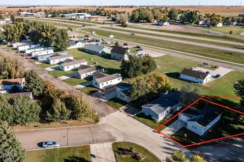 15 Garden Dr, Washburn, ND 58577