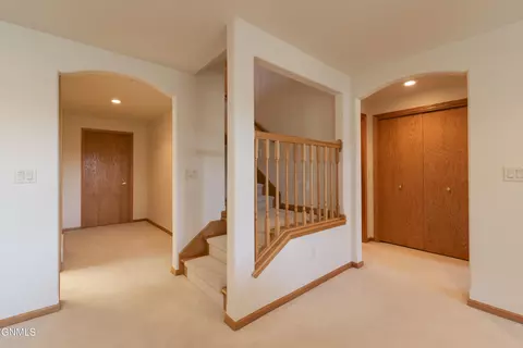 1907 Mesquite Loop, Bismarck, ND 58503 photo 25