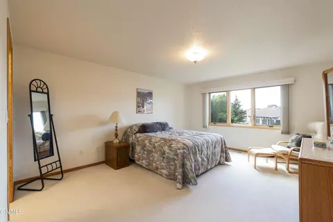 1907 Mesquite Loop, Bismarck, ND 58503 photo 28