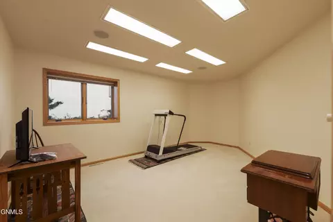 1907 Mesquite Loop, Bismarck, ND 58503 photo 30