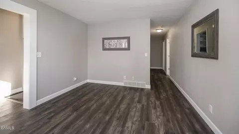 Entry Way - 421 S 15th St, Bismarck, ND 58504 photo 1 of 3