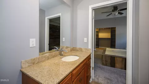 Bath - 421 S 15th St, Bismarck, ND 58504 photo 1 of 9