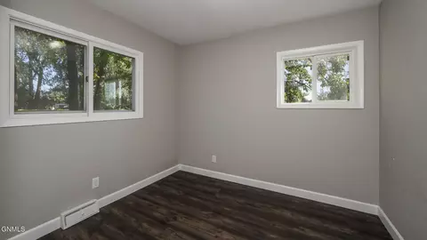 Bedroom - 421 S 15th St, Bismarck, ND 58504 photo 3 of 6