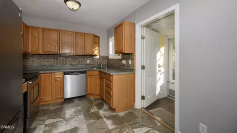 Other - 421 S 15th St, Bismarck, ND 58504 photo 3 of 18
