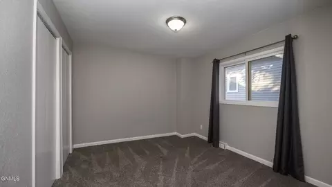 Bedroom - 421 S 15th St, Bismarck, ND 58504 photo 4 of 6