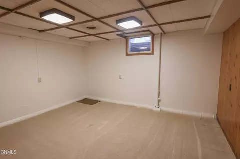 Bedroom - 815 14th St W, Williston, ND 58801 photo 4 of 5