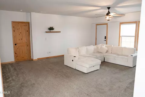 14908 Cochise St, Williston, ND 58801 photo 5