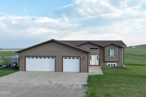 9996 36e St SW, Gladstone, ND 58630