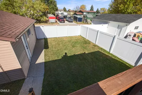 1720 29th St W, Williston, ND 58801 photo 28
