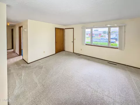 802 15th Ave W, Williston, ND 58801 photo 10