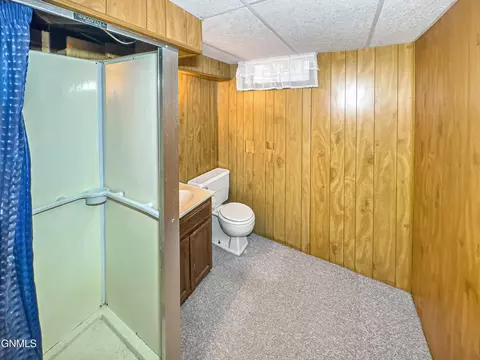 802 15th Ave W, Williston, ND 58801 photo 26