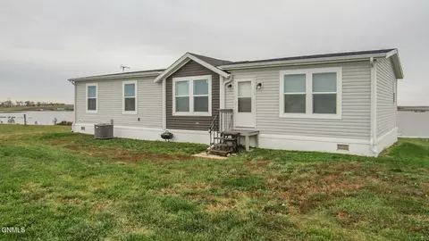 3545 Lakeshore Rd, Medina, ND 58467