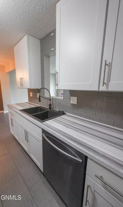 Kitchen - 2606 17th Ct W, Williston, ND 58801 photo 3 of 3