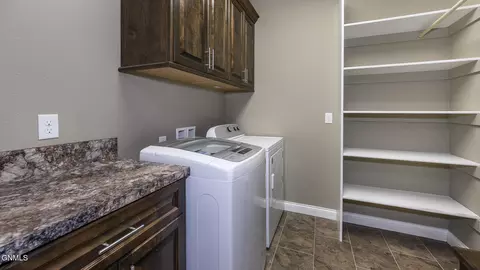 3700 Valley Dr, Bismarck, ND 58503 photo 14