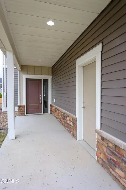 Exterior - 2725 30th St W, Williston, ND 58801 photo 3 of 3