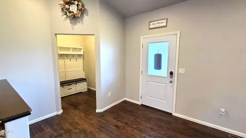 Entry Way - 1209 Evenson Dr, Lisbon, ND 58054 photo 2 of 4