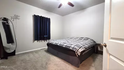 Bedroom - 1209 Evenson Dr, Lisbon, ND 58054 photo 3 of 7