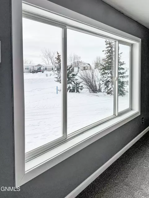 14275 Painted Woods Dr, Williston, ND 58801 photo 6