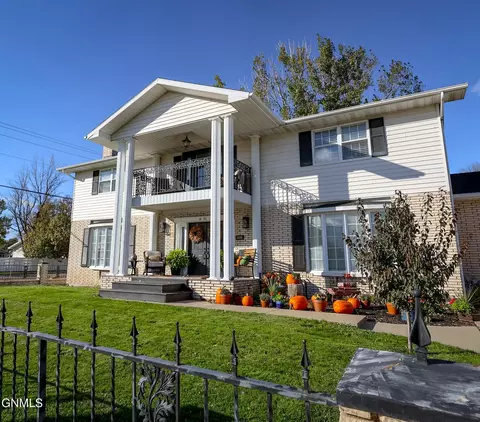 1401 6th Ave W, Williston, ND 58801