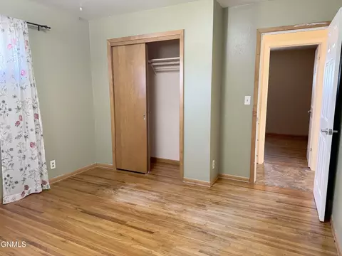 Bedroom - 1919 Assumption Dr, Bismarck, ND 58501 photo 6 of 9