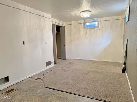 Bedroom - 1919 Assumption Dr, Bismarck, ND 58501 photo 9 of 9