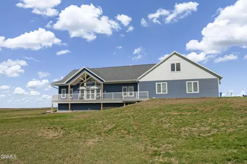 2471 Spaniel Rd, Mandan, ND 58554 photo 42