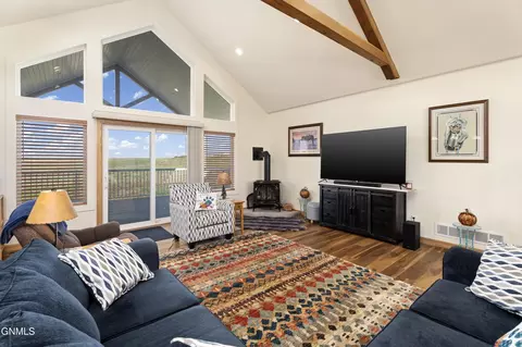 2471 Spaniel Rd, Mandan, ND 58554 photo 11