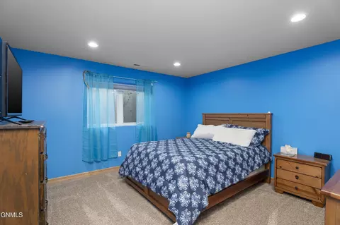 2471 Spaniel Rd, Mandan, ND 58554 photo 28