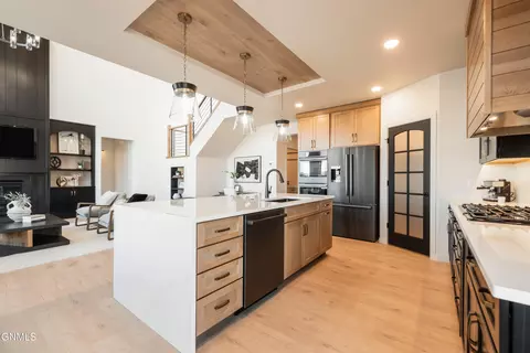 Kitchen - 2415 Dutton Cir SE, Mandan, ND 58554 photo 1 of 4