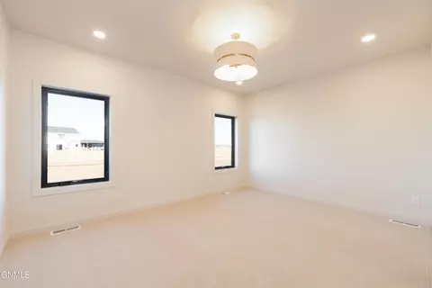 Bedroom - 2415 Dutton Cir SE, Mandan, ND 58554 photo 1 of 3
