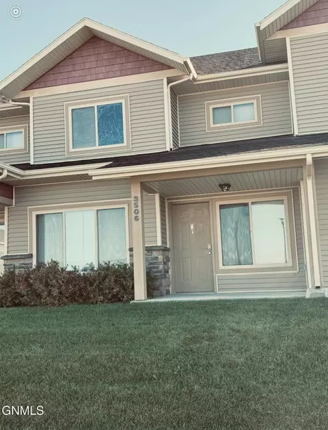 3506 Long Branch Ave, Williston, ND 58801
