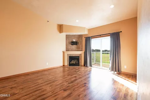 Living - 120 Santee Rd, Bismarck, ND 58504 photo 2 of 2