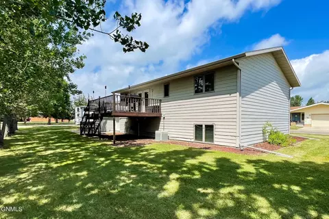 25 Walther Ave NW, Berthold, ND 58718 photo 41