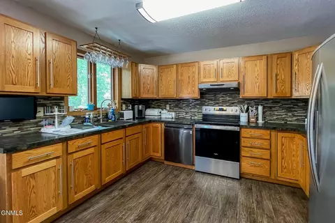 25 Walther Ave NW, Berthold, ND 58718 photo 19