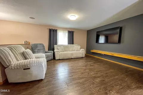 25 Walther Ave NW, Berthold, ND 58718 photo 7