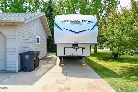 25 Walther Ave NW, Berthold, ND 58718 photo 6
