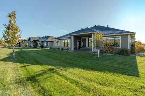 Exterior - 1221 Community Loop, Bismarck, ND 58503 photo 2 of 3