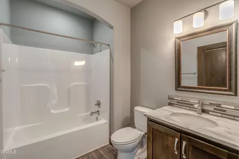 Bath - 1221 Community Loop, Bismarck, ND 58503 photo 1 of 2