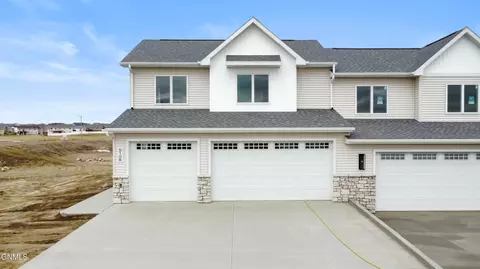 5108 Durango Dr, Bismarck, ND 58503 photo 41