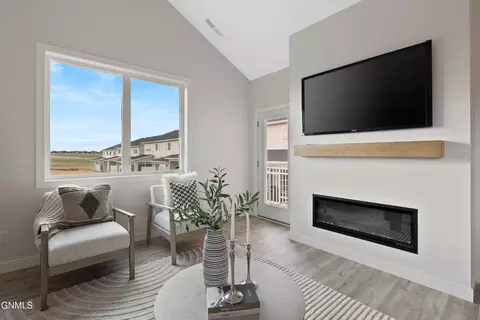 5108 Durango Dr, Bismarck, ND 58503 photo 12