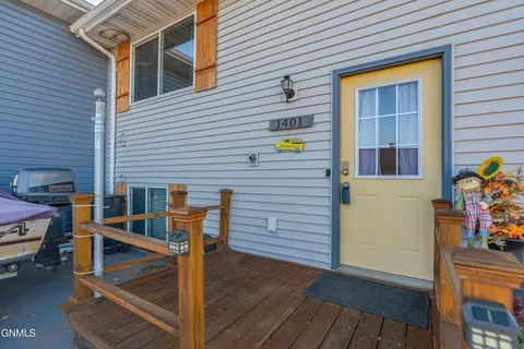 1401 Collins Ave, Mandan, ND 58554 photo 52