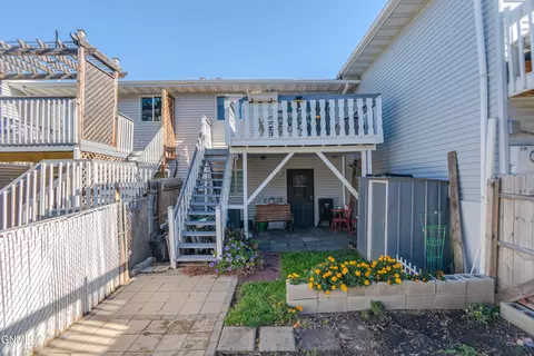 1401 Collins Ave, Mandan, ND 58554 photo 2