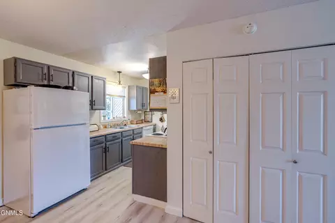 1401 Collins Ave, Mandan, ND 58554 photo 8