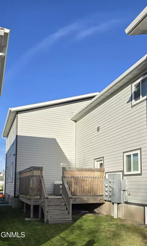 Exterior - 3 2nd St SE, Kulm, ND 58456 photo 3 of 3