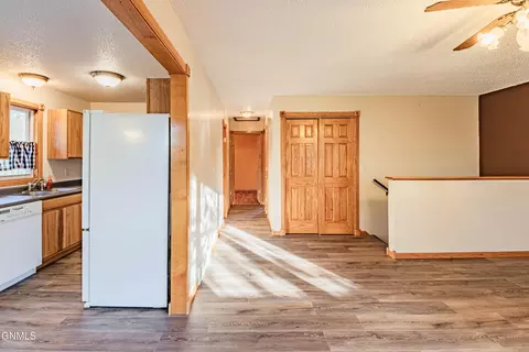 Entry Way - 1444 1st Ave E, Dickinson, ND 58601 photo 1 of 2