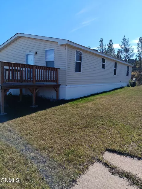 240 G St, Dickinson, ND 58601