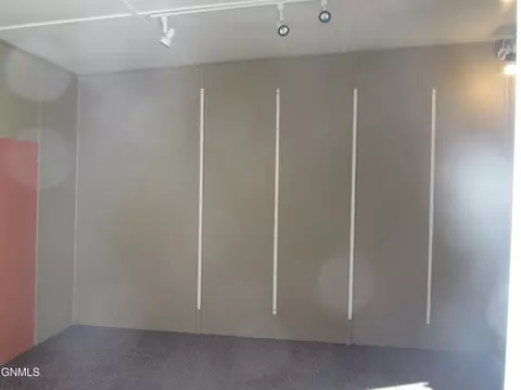 5700 Main St E, Bismarck, ND 58504 photo 3